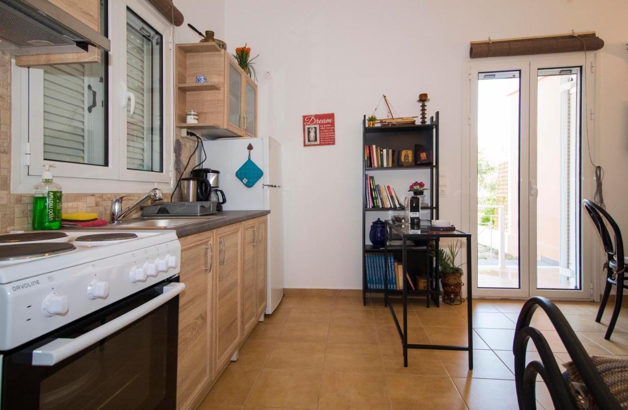 Laconian Collection Mavrovouni Beach House Gythio Exterior foto