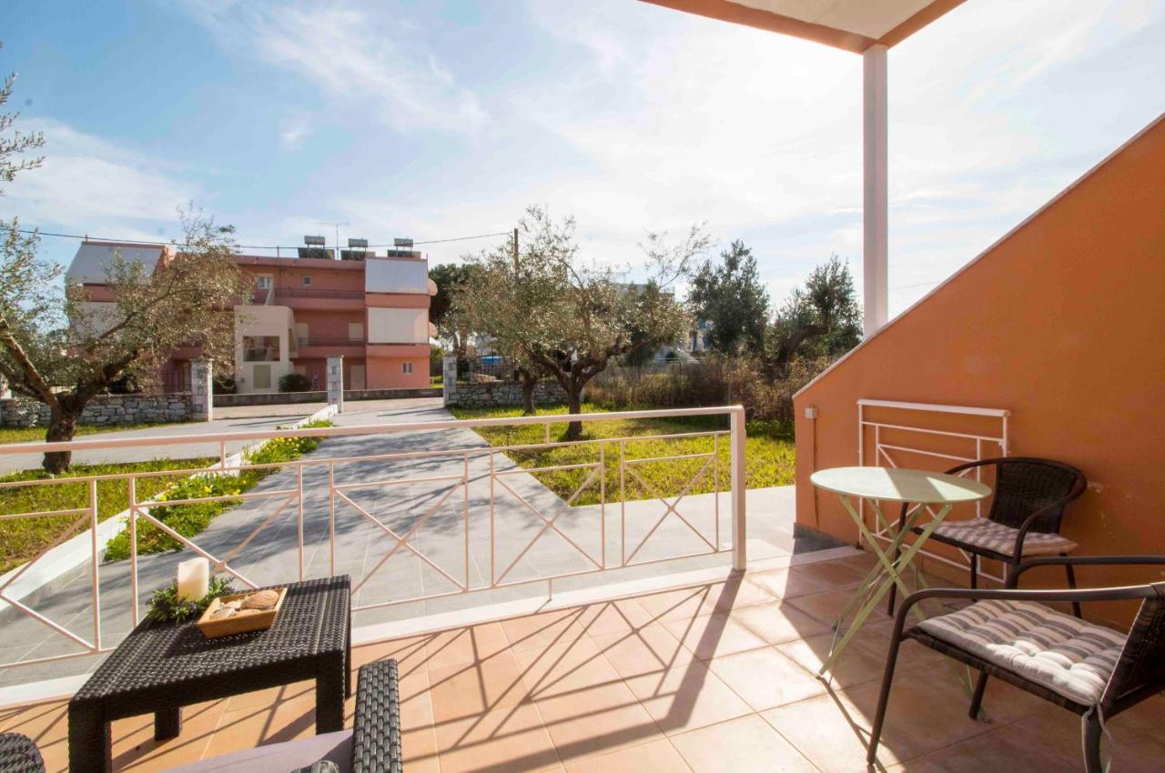 Laconian Collection Mavrovouni Beach House Gythio Exterior foto